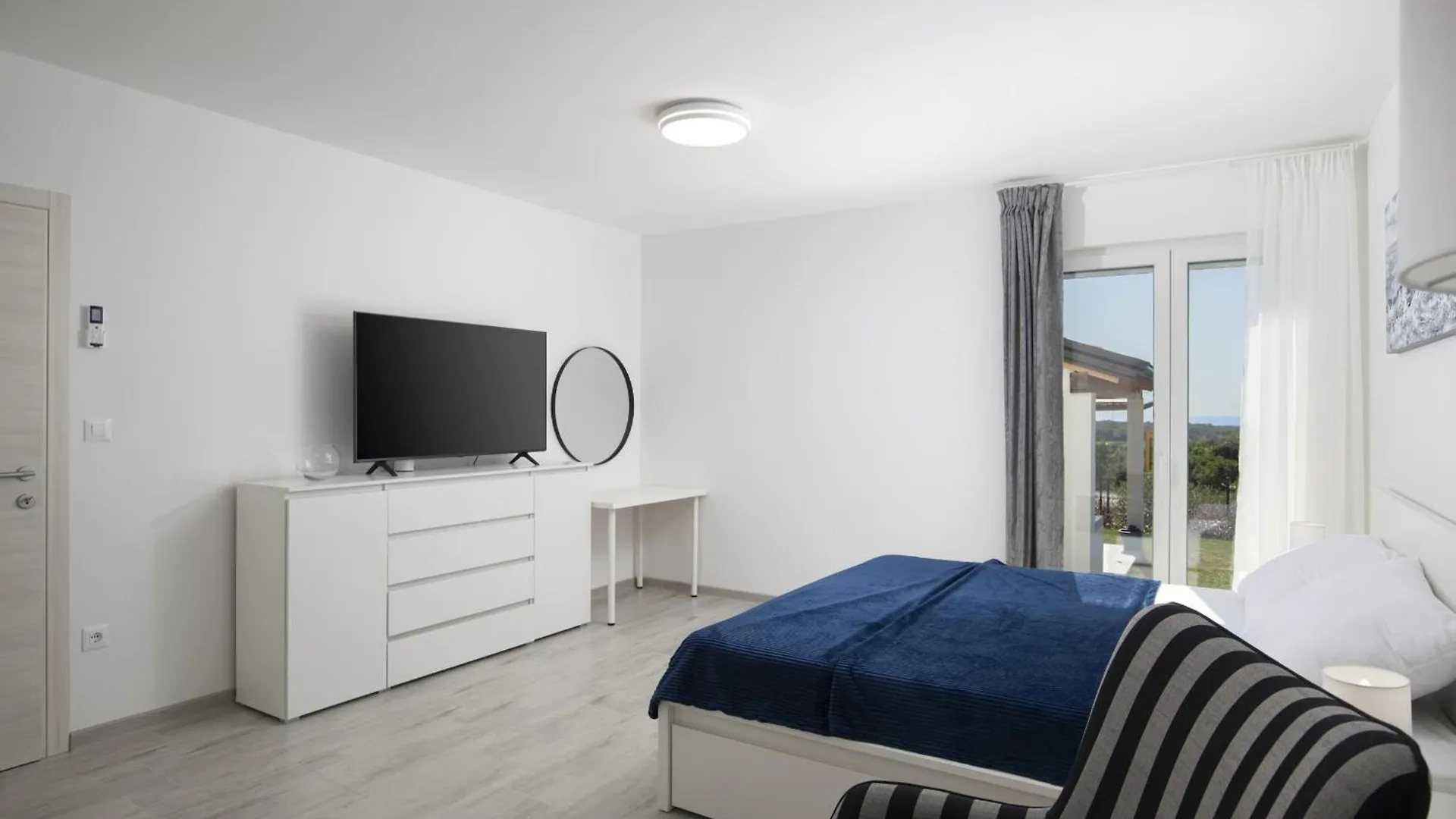 Villa Euphoria Mit Pool, Sauna Und Whirlpool Višnjan Ferienhaus