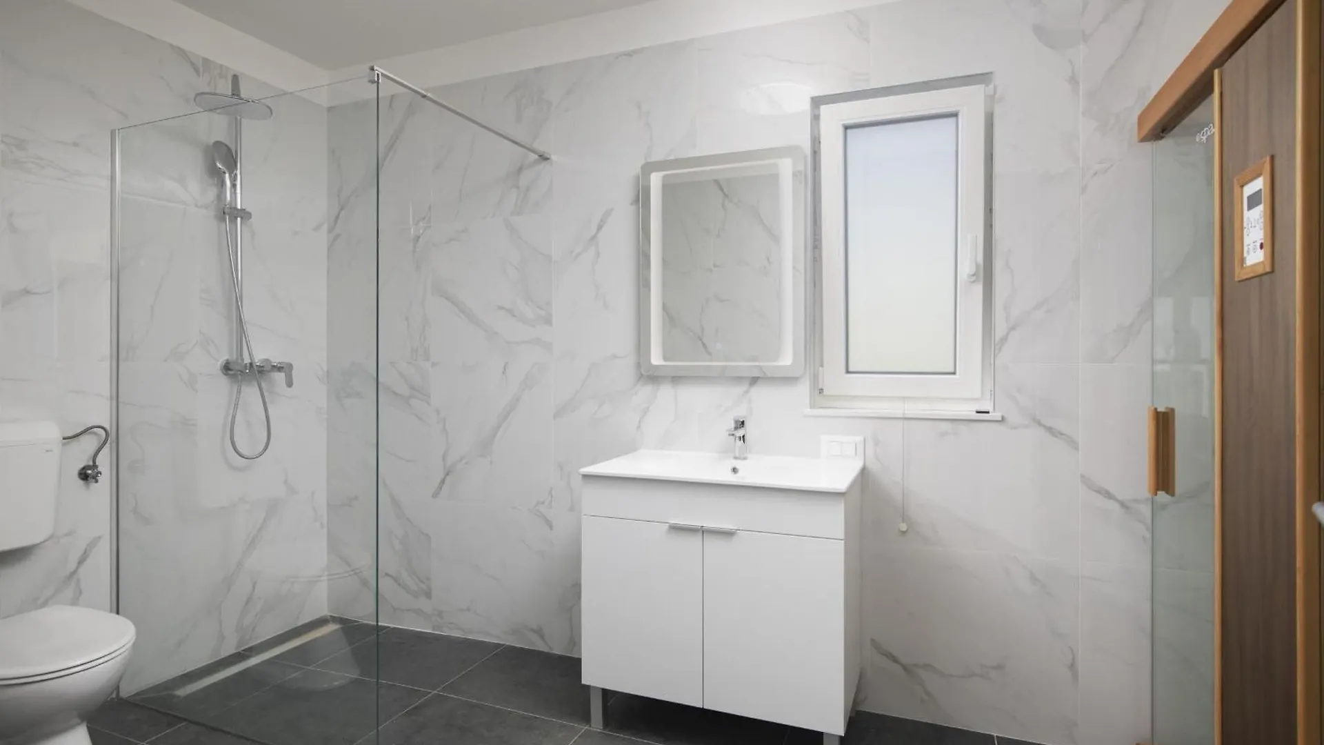 Villa Euphoria Mit Pool, Sauna Und Whirlpool Višnjan 0*,  Croazia
