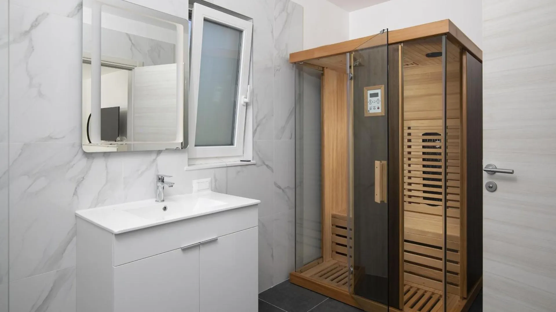 Villa Euphoria Mit Pool, Sauna Und Whirlpool Višnjan Kroatien