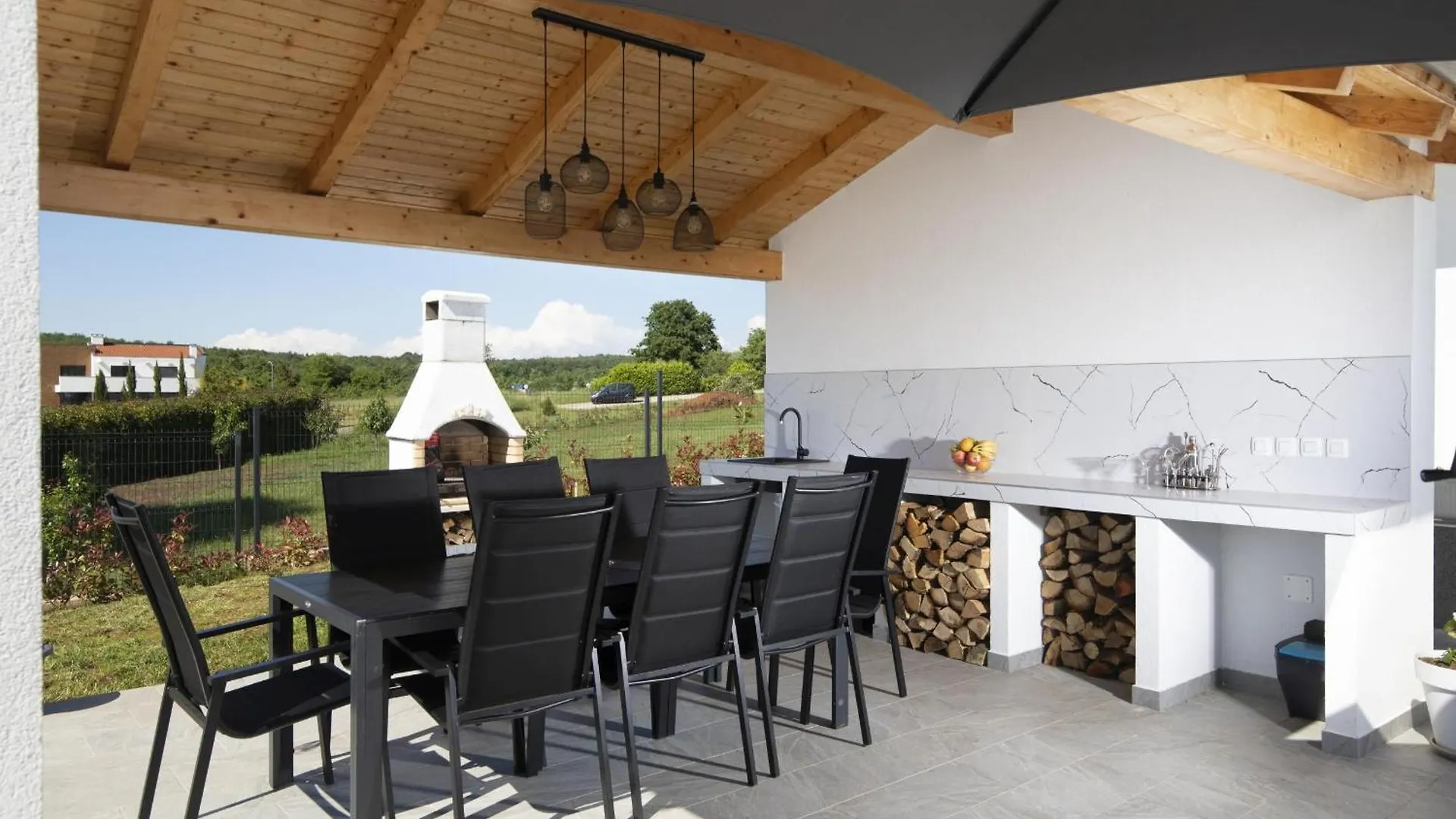 Ferienhaus Villa Euphoria Mit Pool, Sauna Und Whirlpool Višnjan