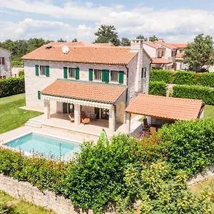 Dracena Mit Privatem Pool Višnjan
